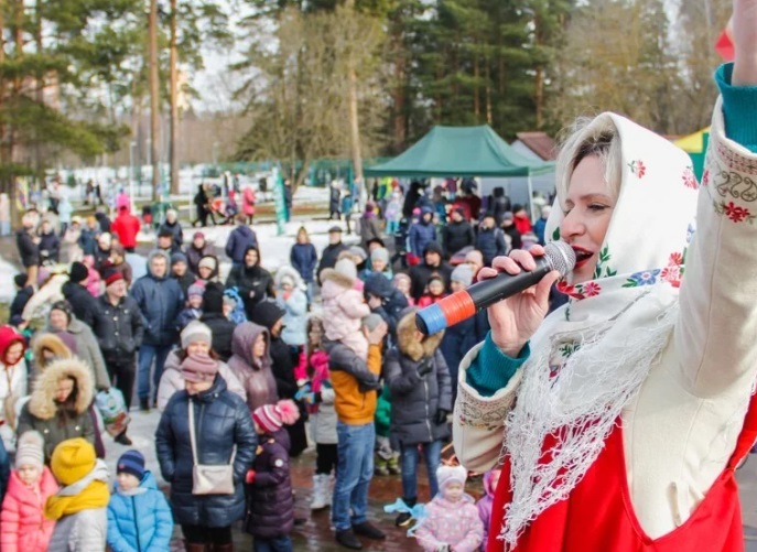 Масленичные гуляния пройдут в Озеропарке 26 февраля.jpg