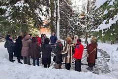 На братских захоронениях района Силино прошло торжественное мероприятие по возложению цветов в память о погибших в Великой Отечественной войне