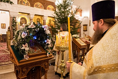 В зеленоградских храмах прошли мероприятия в честь Рождества Христова
