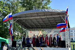 В День России в Озеропарке состоялся яркий праздничный концерт