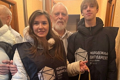 Память, которая не стареет: Молодежь Силино поздравила героев блокадного Ленинграда 